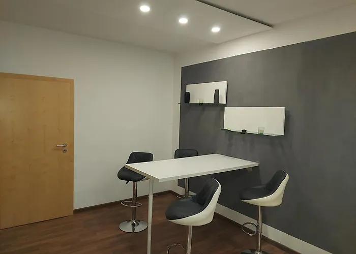 Wohnen Im Gruenen, 2 Min Zur Autobahn شقة