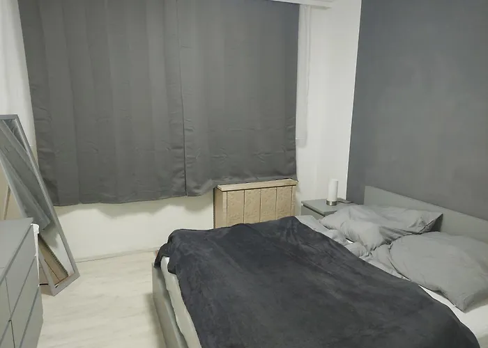 Wohnen Im Gruenen, 2 Min Zur Autobahn شقة Großschirma